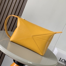 Loewe Puzzle Bags